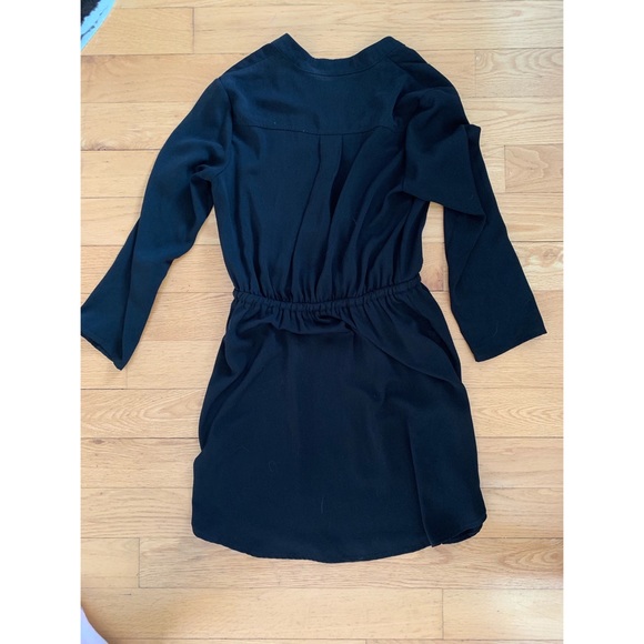 Black dress tie at the waist with gold details - Picture 2 of 3